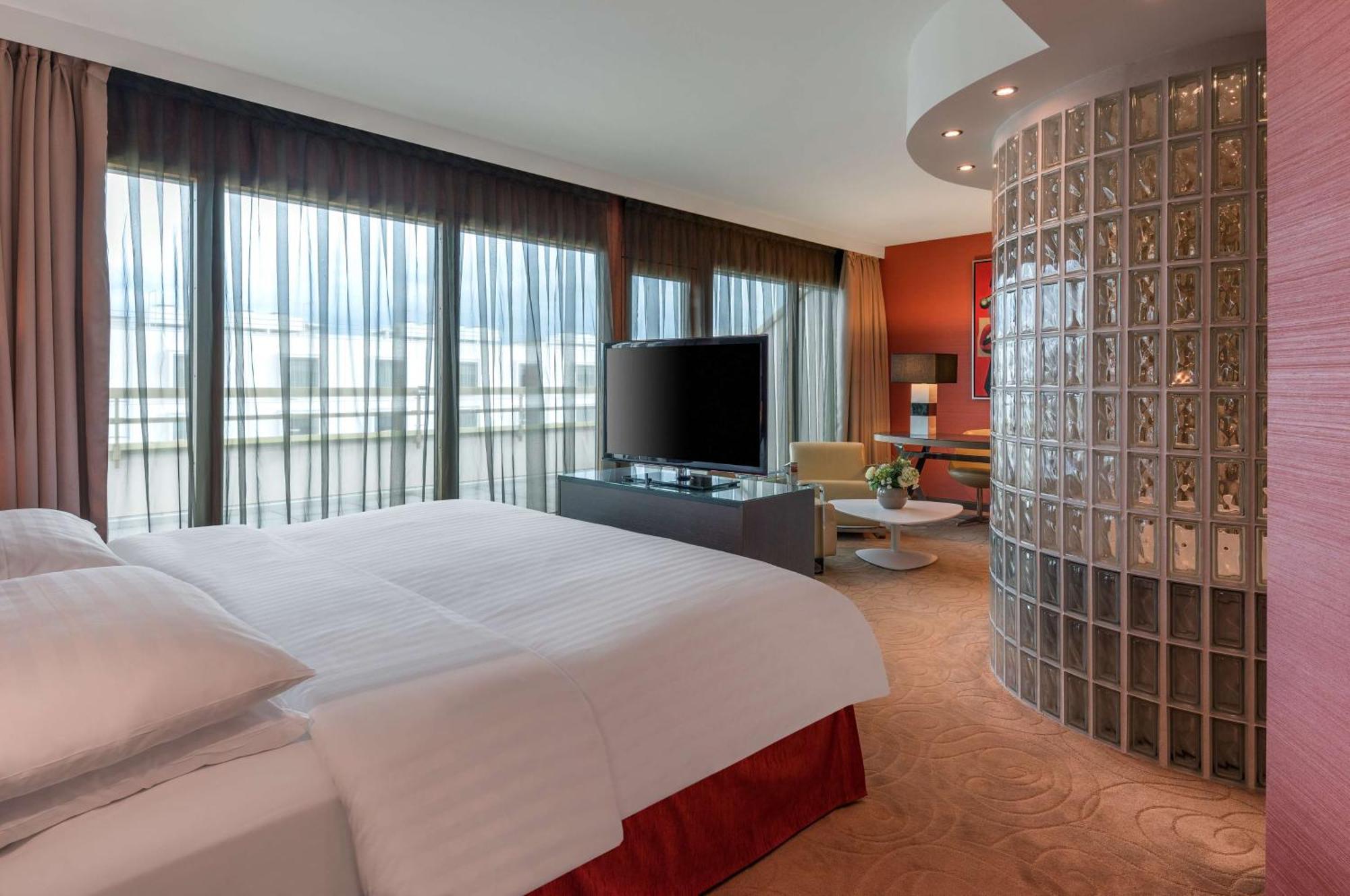 Hilton Geneva And Conference Centre