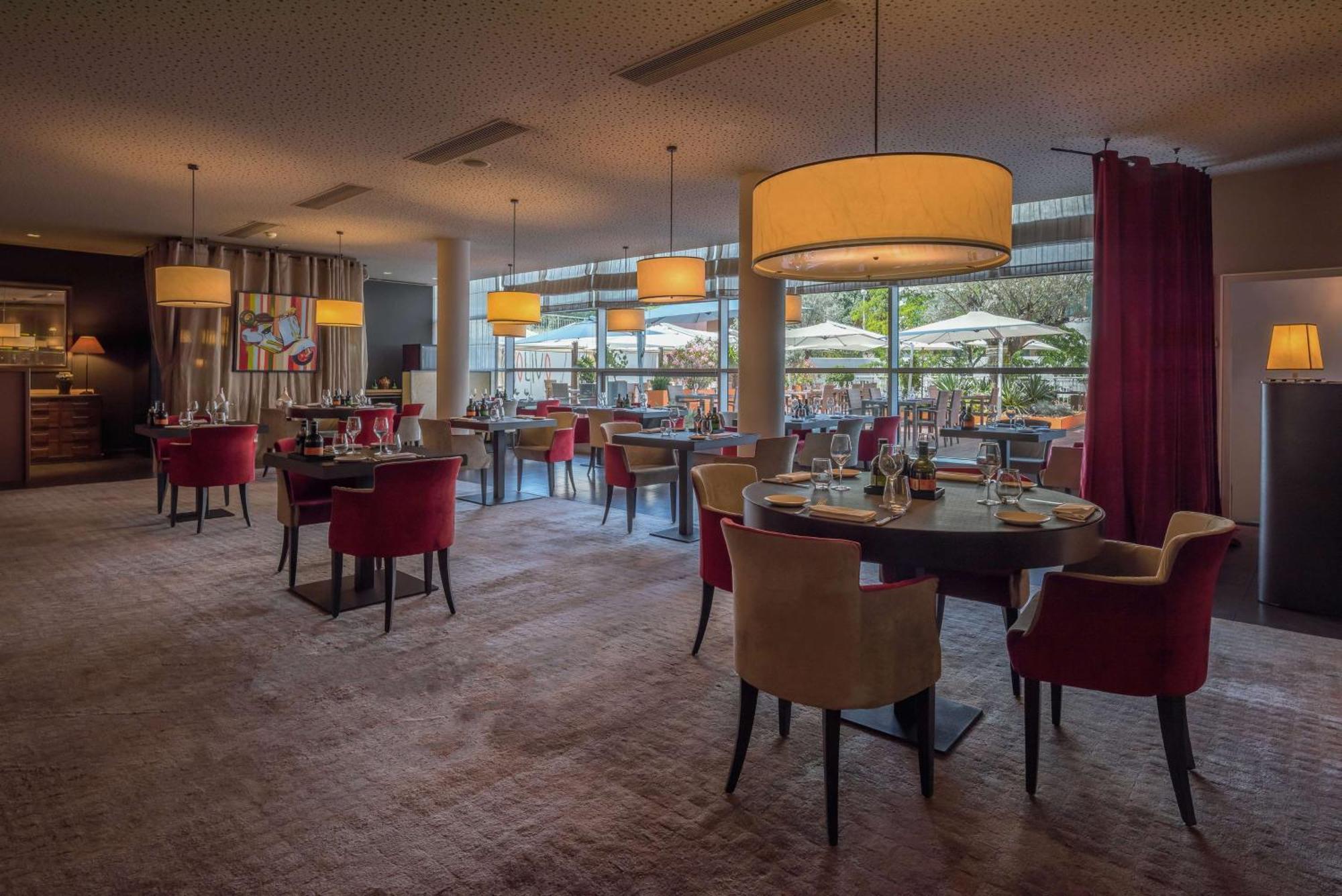 Hilton Geneva And Conference Centre Le Grand Saconnex