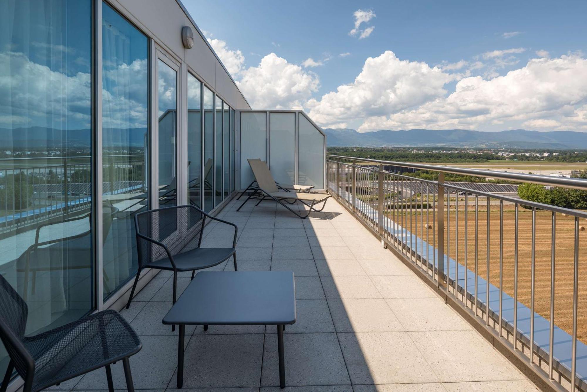 Hotel Hilton Geneva And Conference Centre Le Grand Saconnex